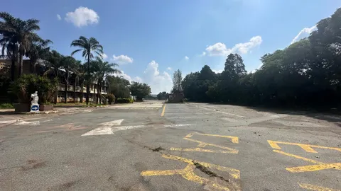 82A Merino Avenue, City Deep - Yard - 5200m² (15)